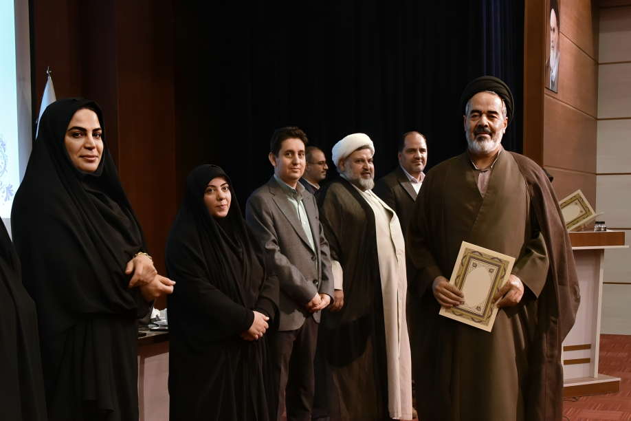 تقدیر از پژوهشگران برتر دانشگاه در روز پژوهش
