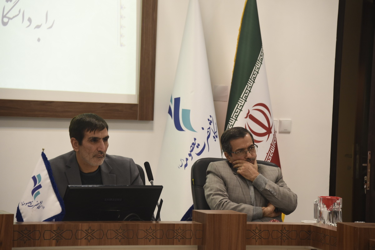 گروهی از خیرین استان قم ضمن بازدید از دانشگاه، با رئیس و مسوولین دانشگاه گفتگو کردند.